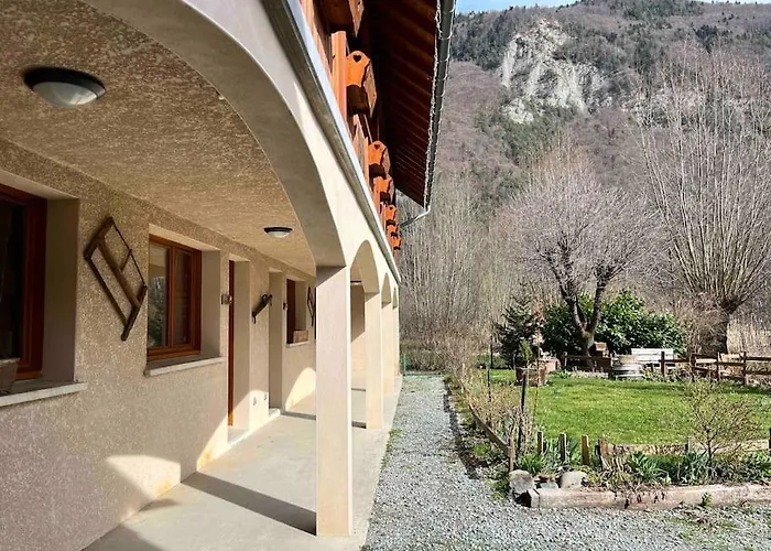 Le Catelan * Le Bourg-dʼOisans